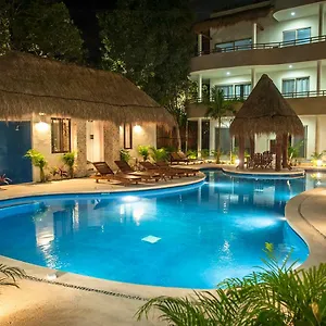 Gulliver - Free Club Access & Bikes Tulum